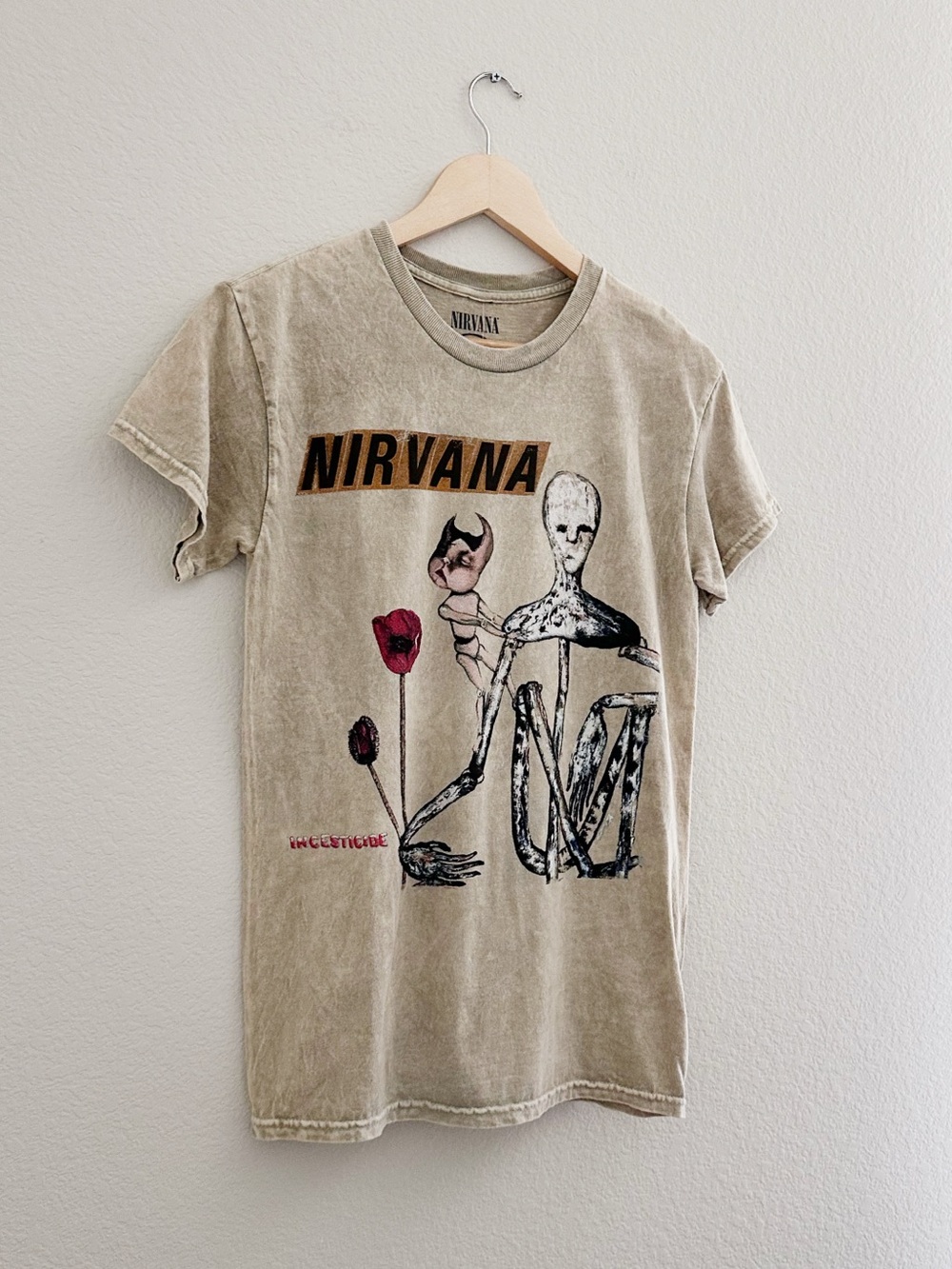NEW Nirvana Incesticide Graphic Band T-Shirt - Picture 2 of 6